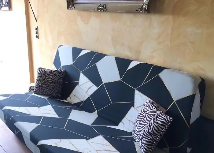 Luxe Village Naturiste Zebra * Agde