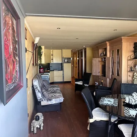 Luxe Village Naturiste Zebra * אגדה